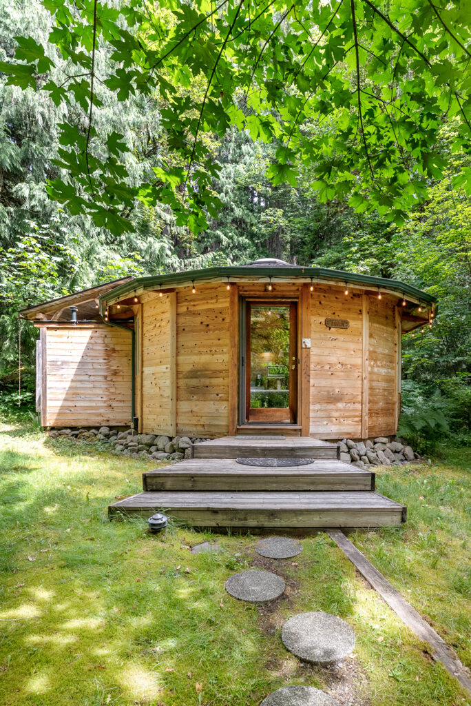 Raven cabin Stormking cabins & spa photo 1