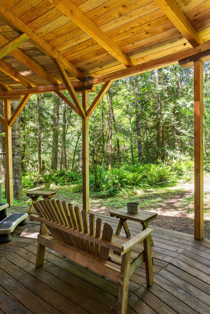 heron cabin with private hot tub photo 1