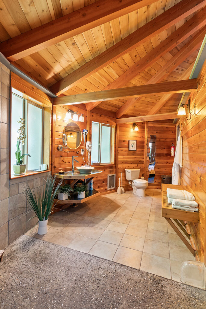 Heron Cabin bathroom photo 5