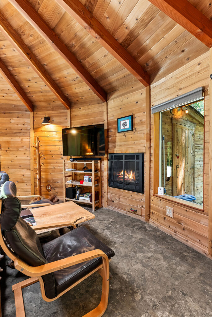 Bear Cabin bedroom with fireplace photo 1