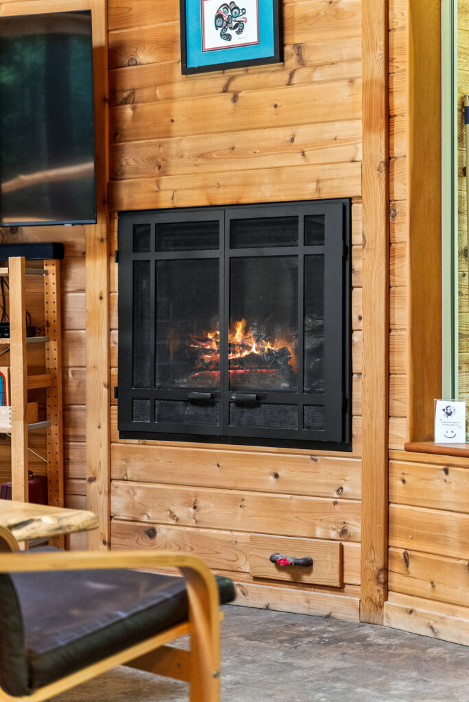 Bear Cabin fireplace photo 1