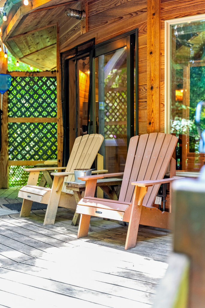 bear cabin with private hot tub photo 4
