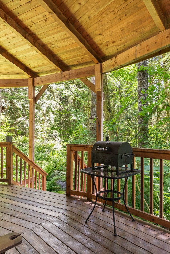 owl cabin exterior photo 1